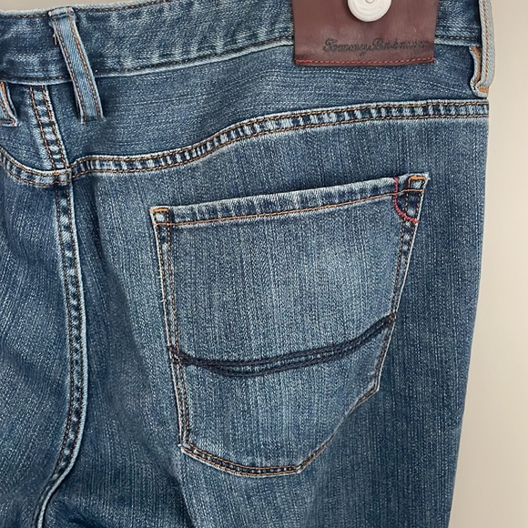 Tommy Bahama Medium-Dark Wash 5-pocket Jeans- 36/30 - Picture 7 of 15